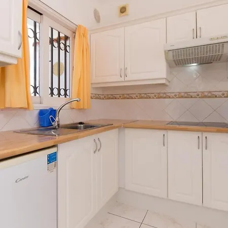 Flores 5 - Two Bed *
